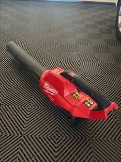 Milwaukee M18 Blower
