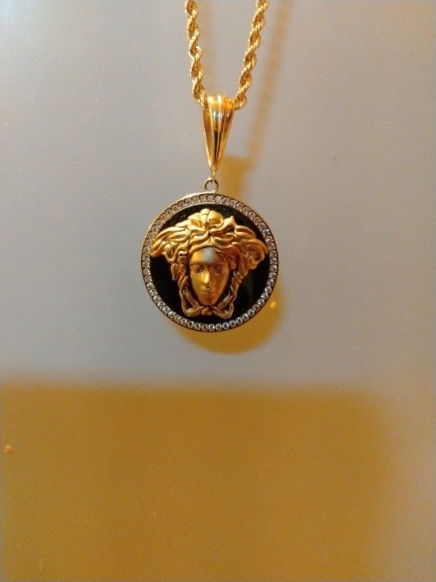 14k Gold Versace Pendant,, With Moissanite Diamonds. With 16 Inch 10k Gold Chain
