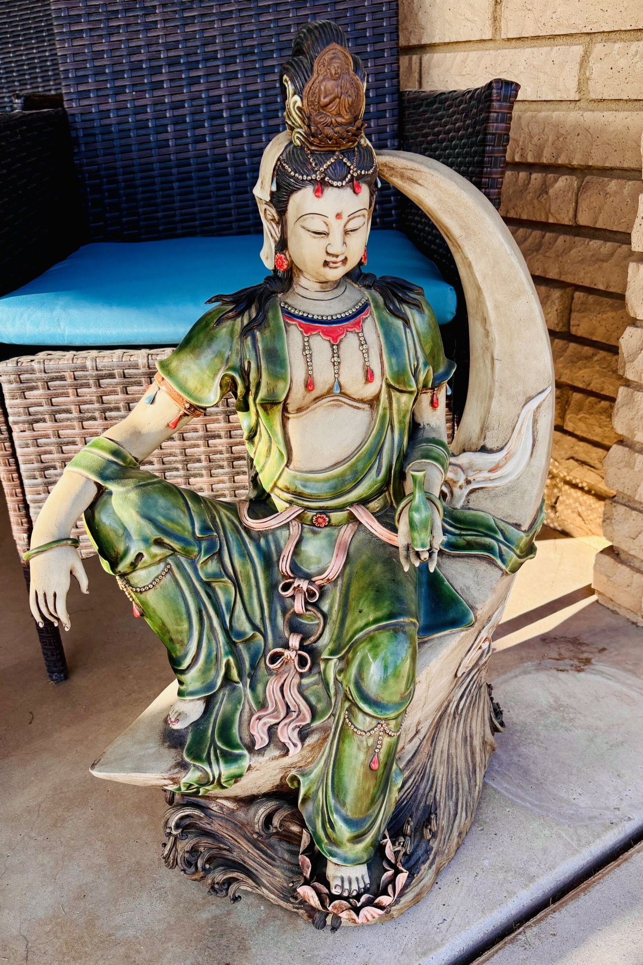 24” Buddhist Guan Yin Statue