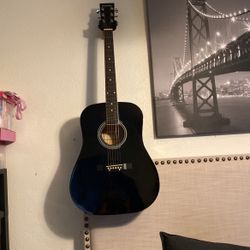 Huntington Guitar With Bag 