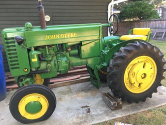 Tractor John Deere