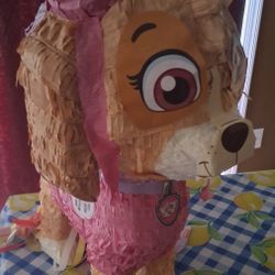 Paw Patrol Skye Piñata