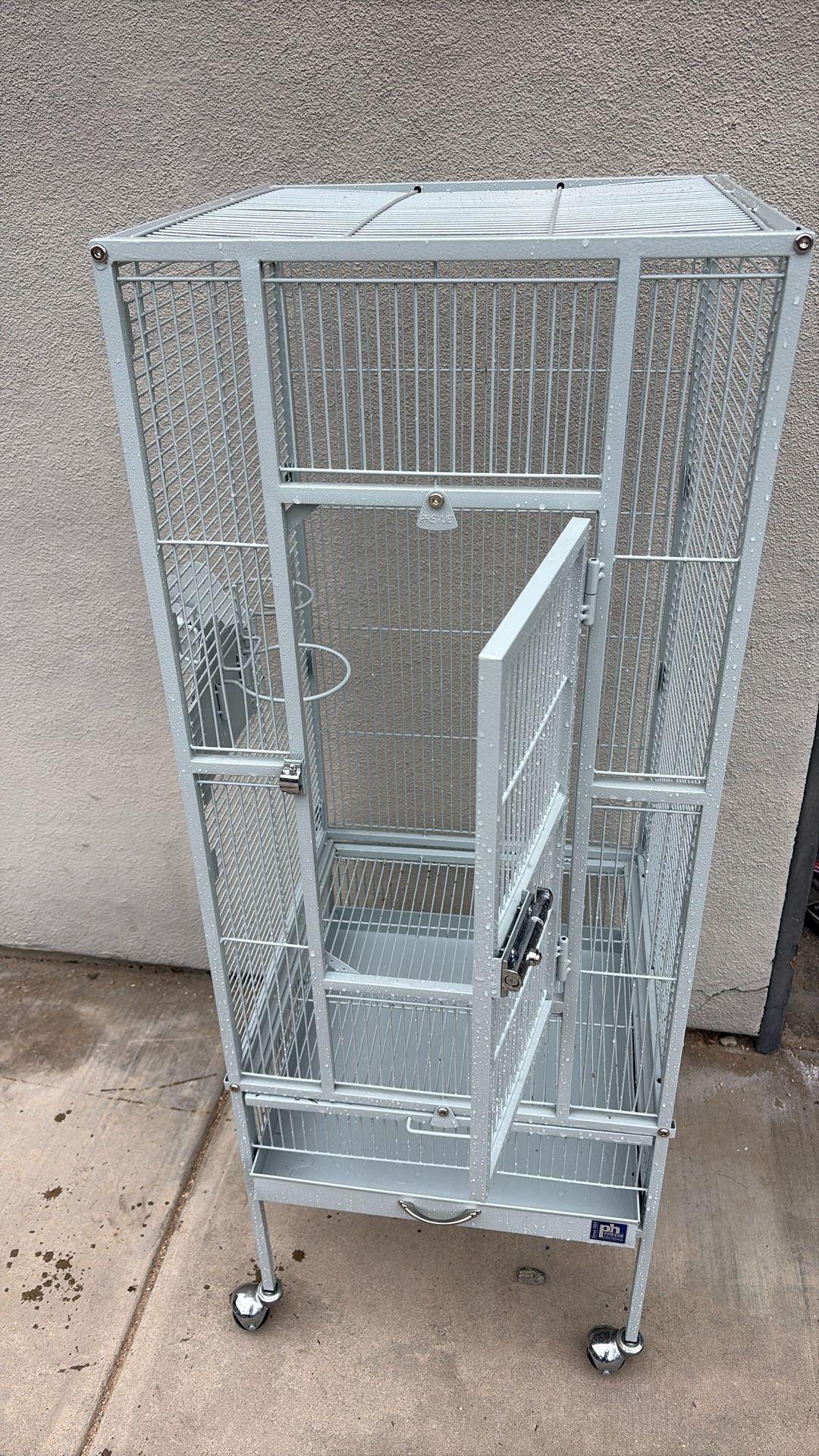 Tall Bird Cage On Wheels