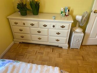Bedroom dressers