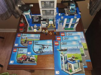 Retired Lego police station set #60047