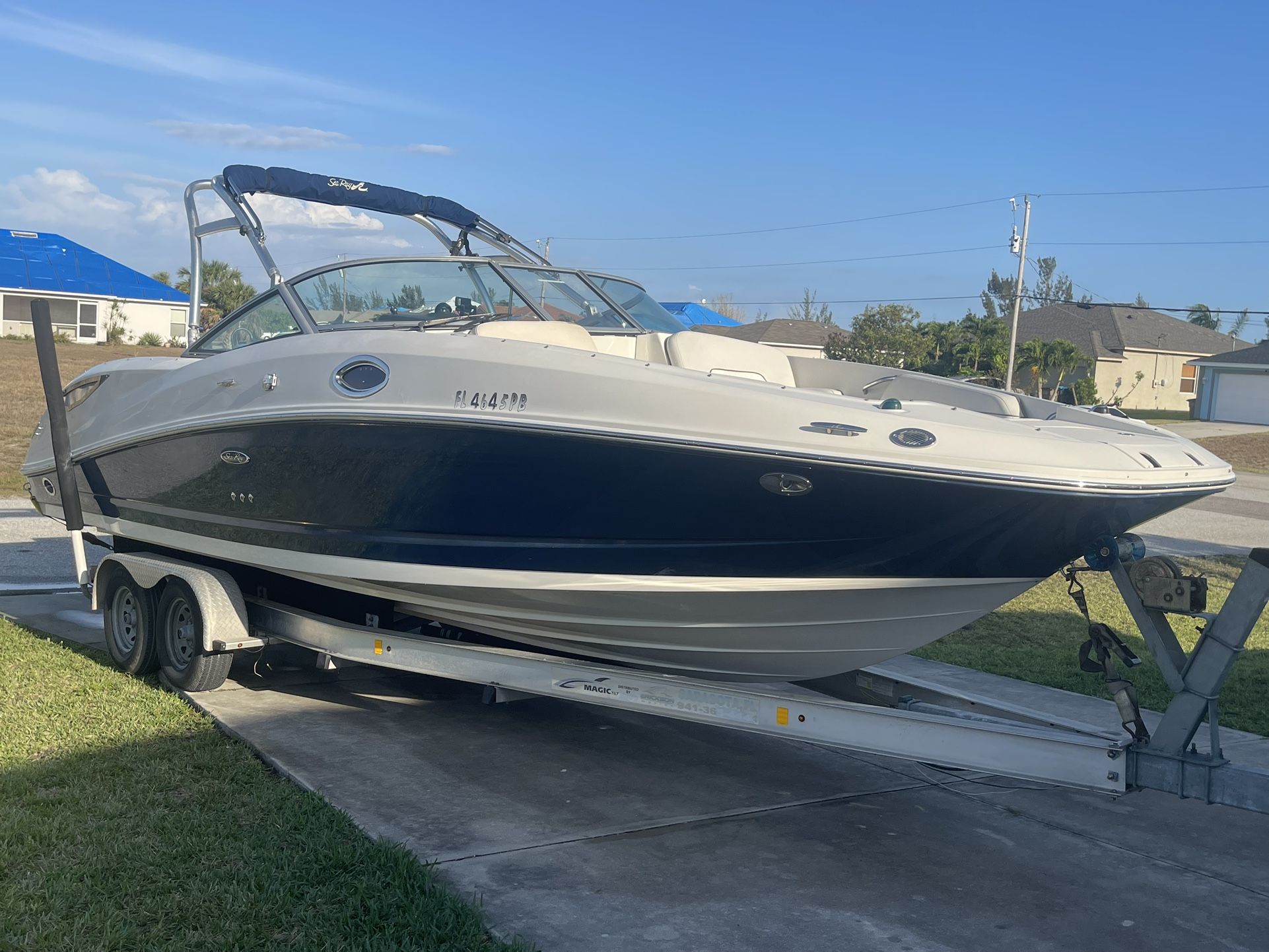 2008 Sea Ray Sundeck 290 