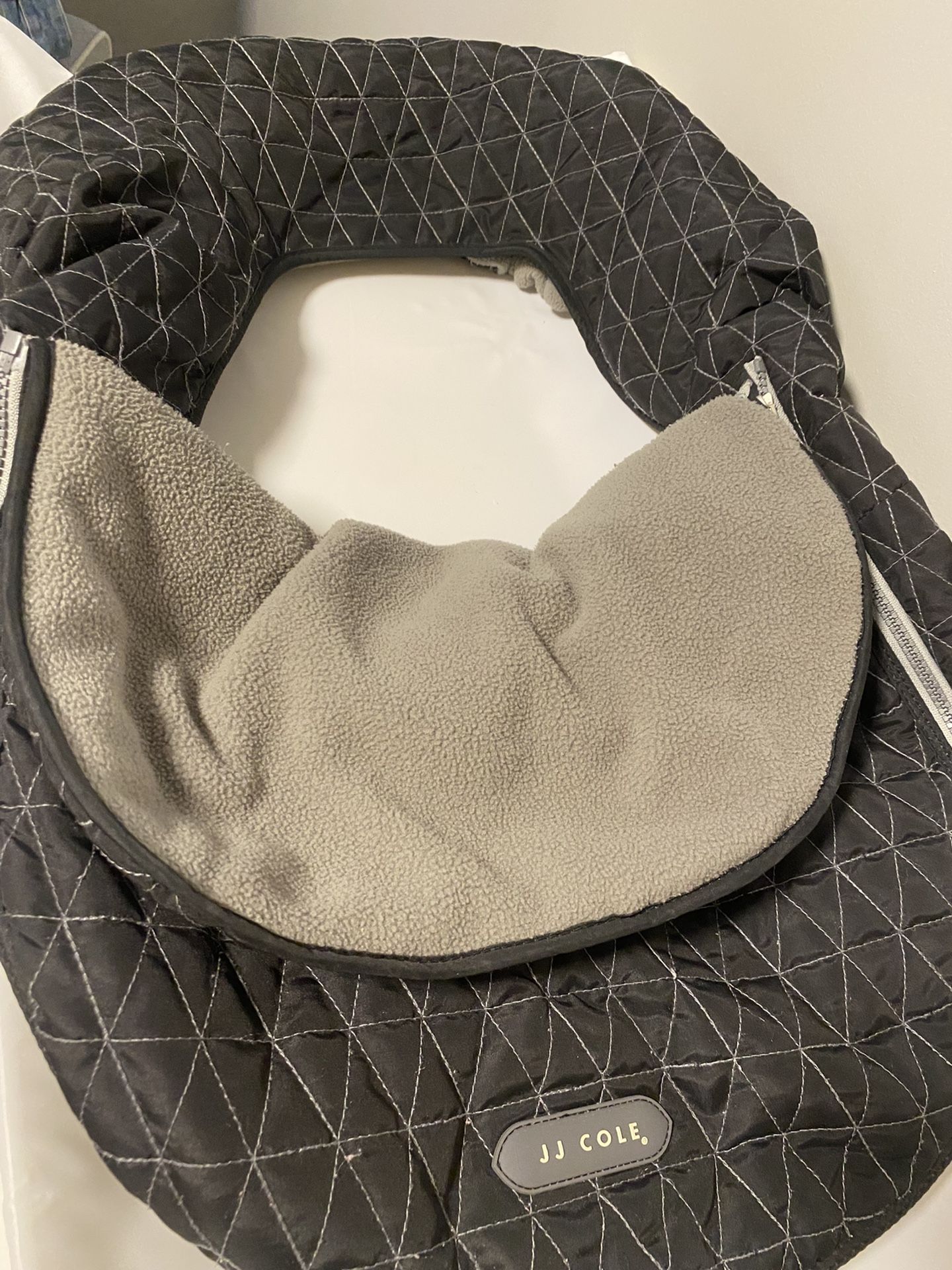 Jj Cole Car seat Cover