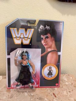 New WWE Sensational Queen Sherri Action Figure