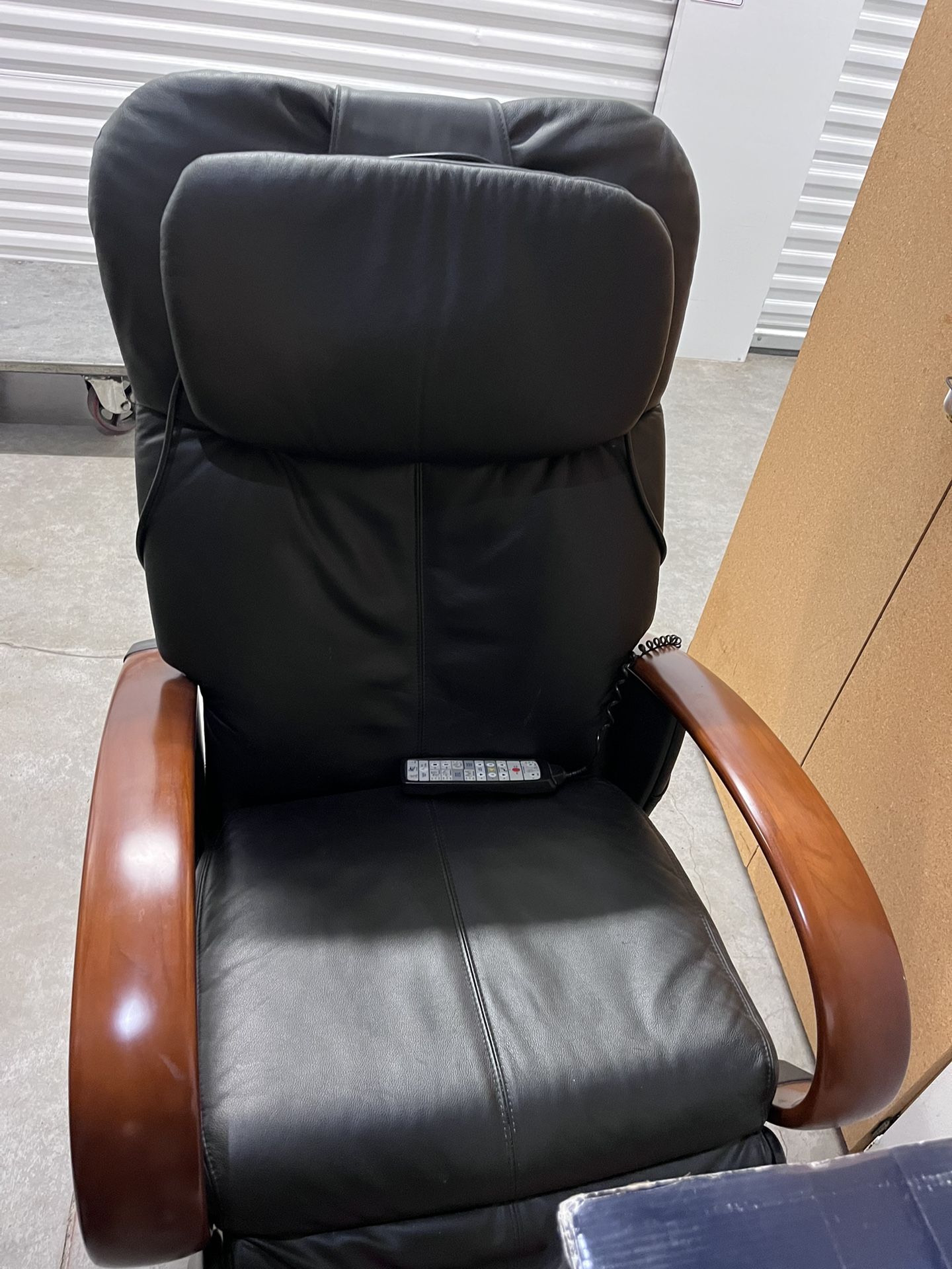 HTT-10CRP Massage Chair