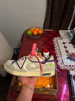 Off-White x Nike Dunk