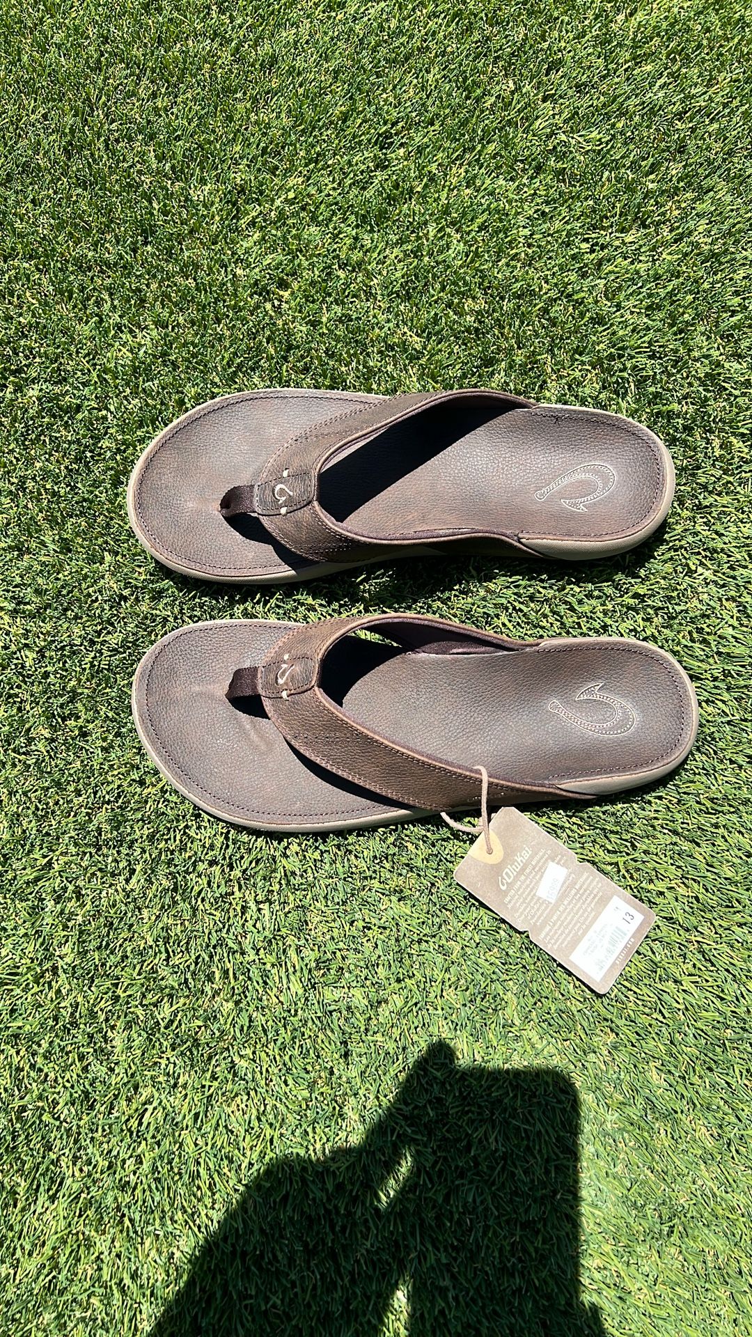 OluKai Flip Flops New Condition