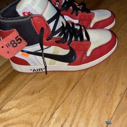 jordan 1 size 11(SHIPPING ONLY)