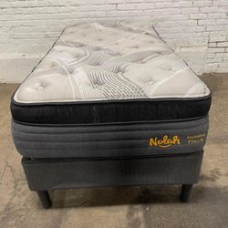 🔥Nolah Evolution Twin XL Mattress. Like New, Perfect Condition. Huge discount!