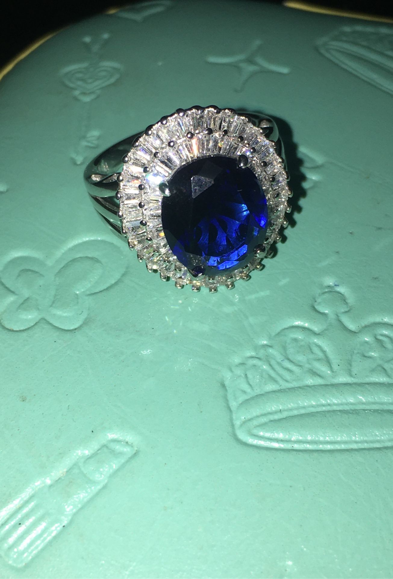 925 CN Sterling silver ring with diamonds