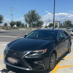 2016 Lexus ES 300h