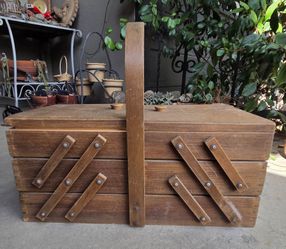 Vintage Mid-Century Wood Sewing Box Cantilever Accordion Organizer