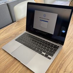 Macbook Air 13” (late 2020) M1 with 1TB  SSD, 16GB RAM, Excellent Condition 