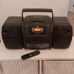 JVC PC-XC60 Monster 10 CD Stereo Boombox 
