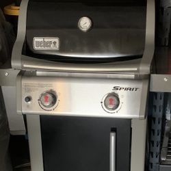 Weber Spirit E-210 BBQ Grill 2-Burners Propane