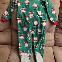$3-Carte2Trs Christmas Fleece Footed Pajamas. Size 5