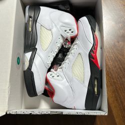 Nike Jordan 5 Silver Tongue Sz 8 