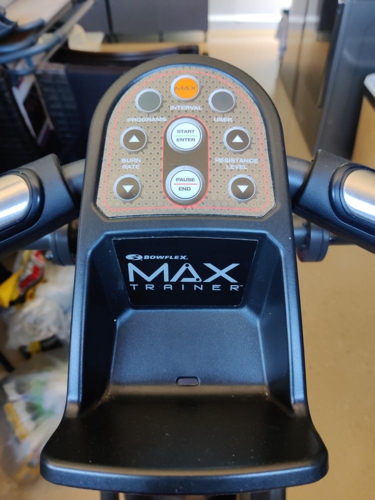 BowFlex Max Trainer M5