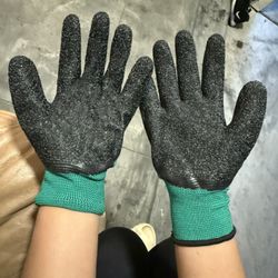 Protective Gloves