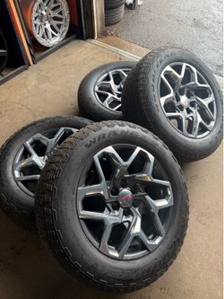 6x139.7 20” OEM GMC CHEVY CADILLAC RIMS - ORIGINAL