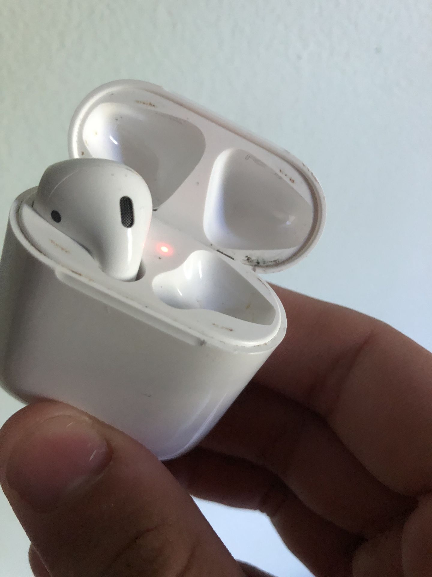 AirPods