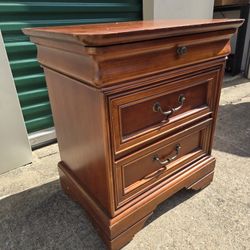 Lexington Night Stand 