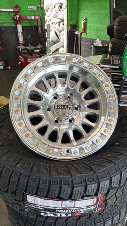 New Kmc wheels 17x9 6x139.7