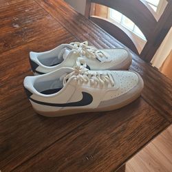 Us 13 MENS COURT VISION GUMMY BOTTOM