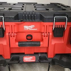 Milwaukee 22" LG Packout Tool Box