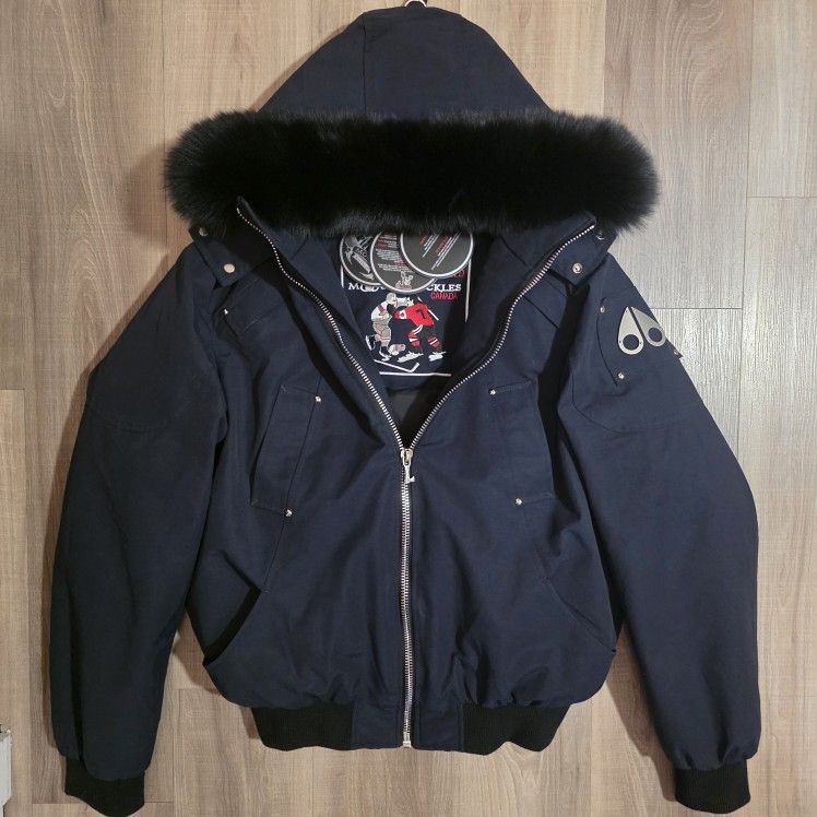 Moose Knuckles Navy Size L/XL
