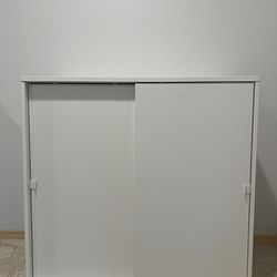 IKEA Vihals cabinet with sliding doors 