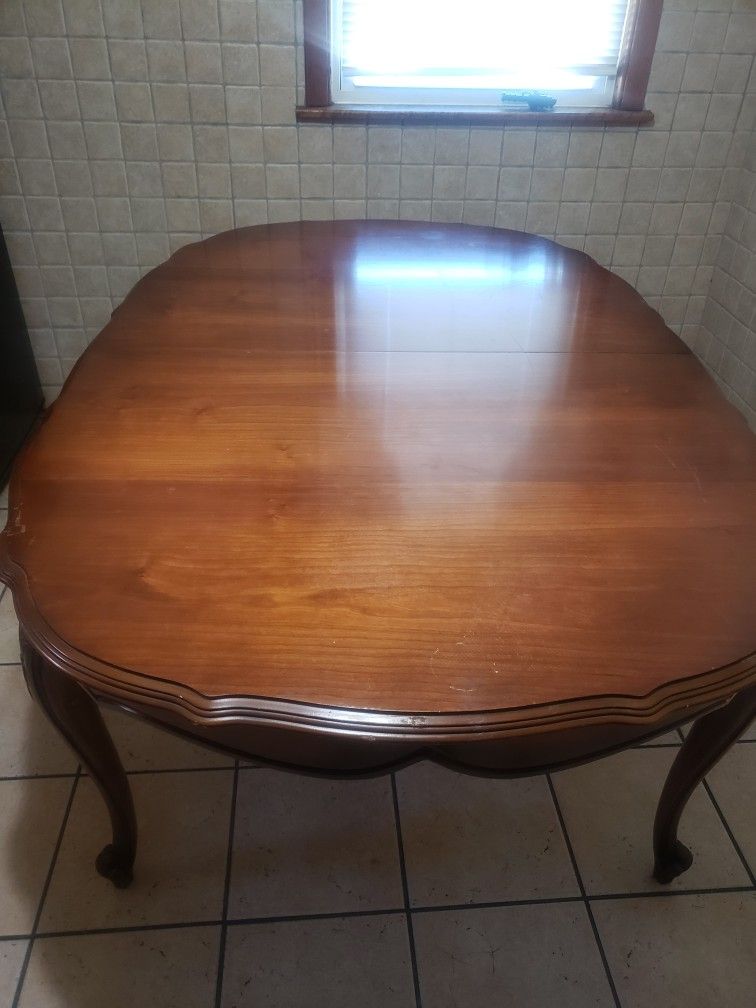 Dining table - Mesa De Madera