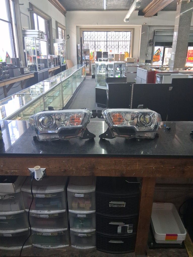 Toyota Tacoma OEM Headlights