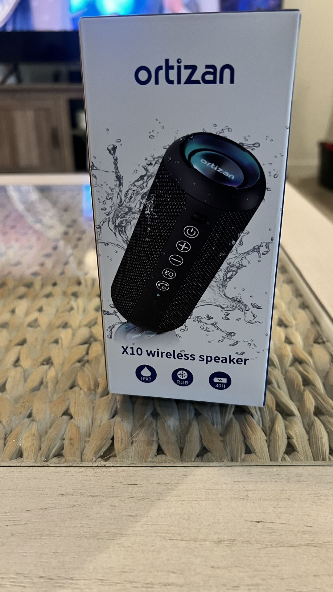 Ortizan Bluetooth speaker