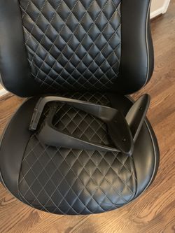 Staples renaro deals chair