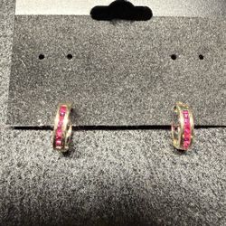 10k Gold Mini Hoops Earrings With Hot pink Cz 10.3mm 