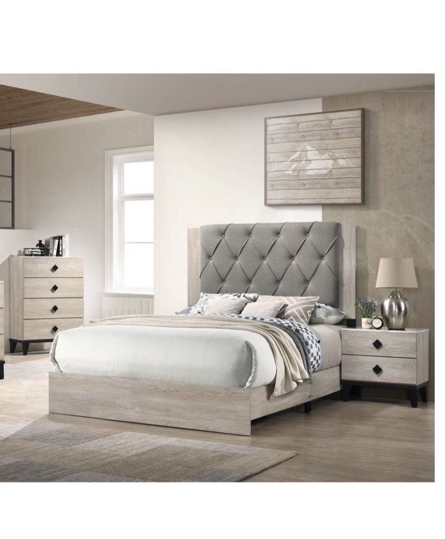 Queen Size Or King Size $245. Ơn Sale Not Including Mattres And Box Spring