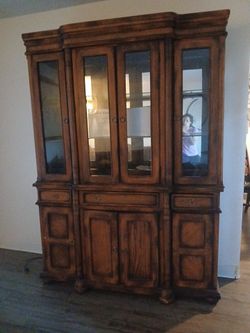 100% OAK WOOD CRAFTED CHINA  IMPORTED  HAWAII