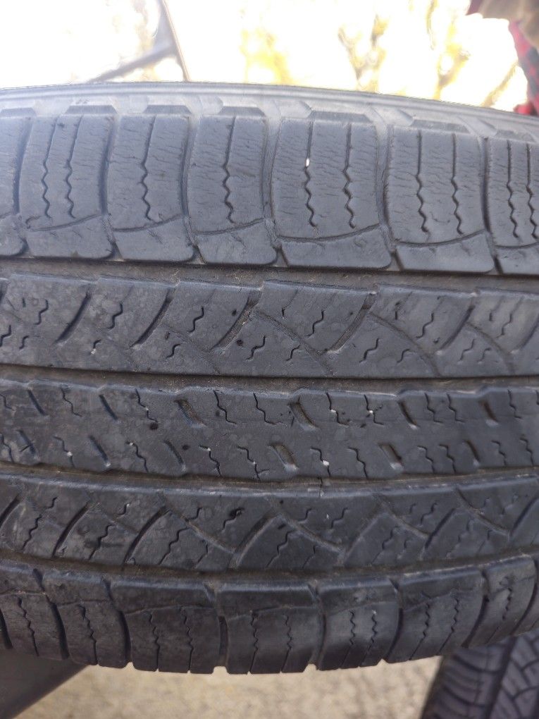 245/60/r18 top tier michelin tires