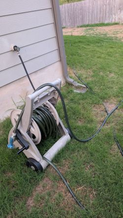 100 ft hose pipe plus sun retractor