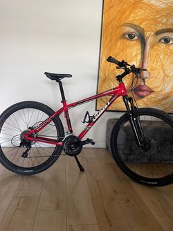 Giant talon 4 frame M 27,5
