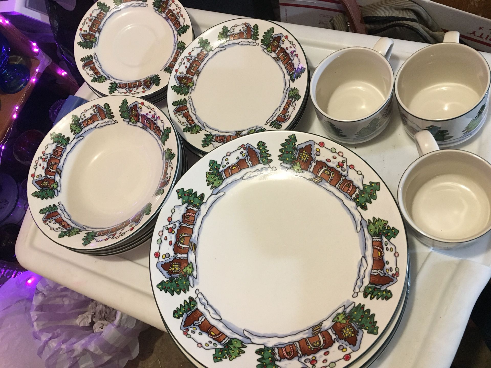 Vintage Christmas Dinnerware 4 place setting Gingerbread House Dishes 19-pc Lot