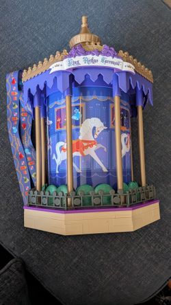 Magic Key Exclusive rotating  King Arthurs Carousel with light and music