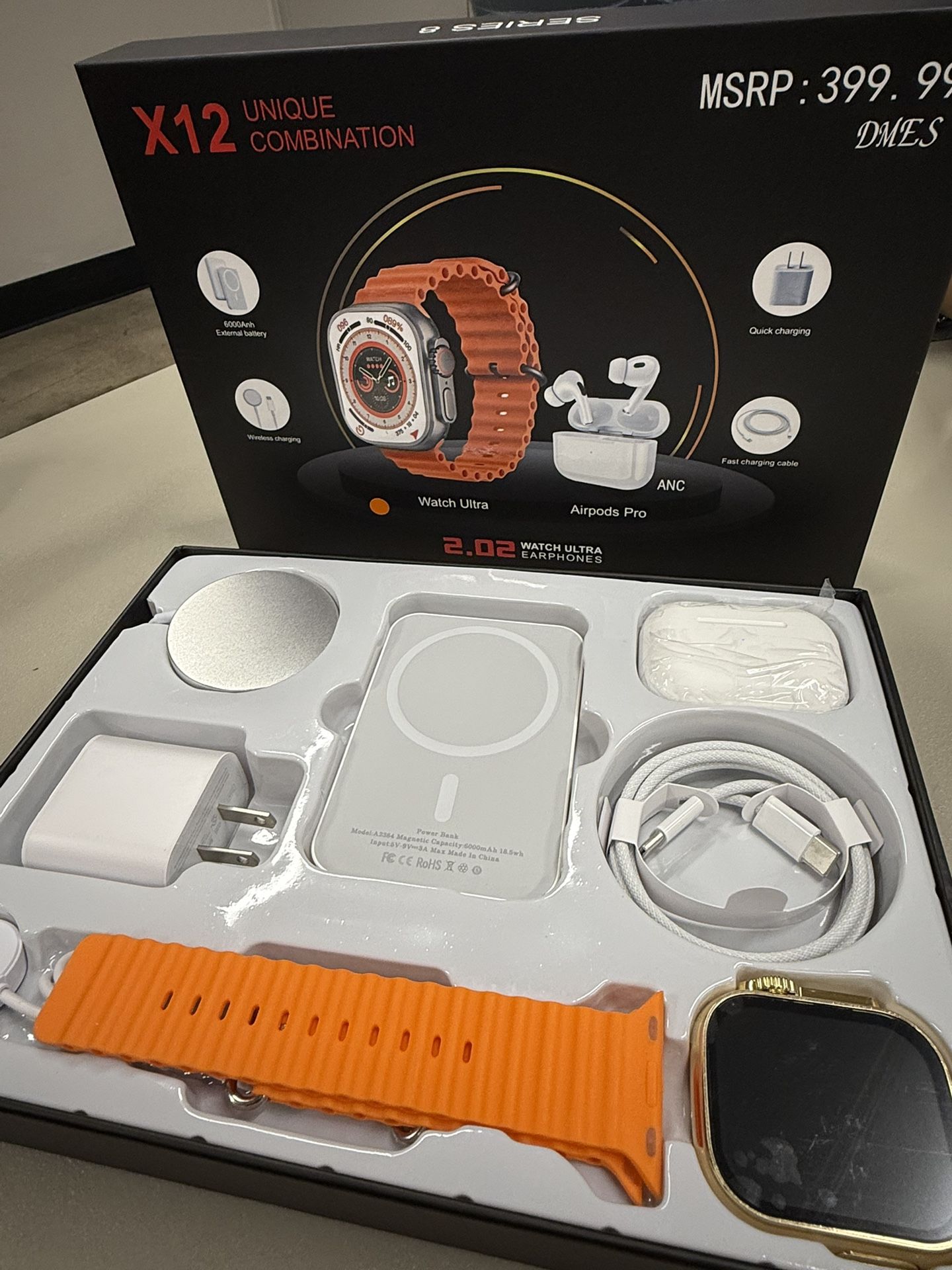 Smart Watch And Earbuds 