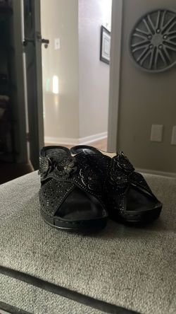 Platform sandals