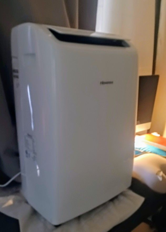 Portable AC - Like New- Low Noise- WiFi